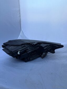 Predám svetlo Audi A6C8 - 2