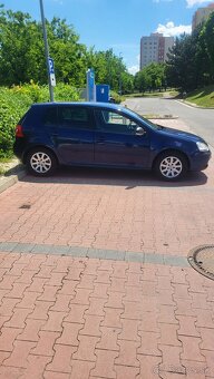 Volkswagen Golf 5, Benzín 1.6 - 2