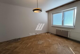 3-izbový byt s balkónom na predaj s výhľadom na Baziliku - 2