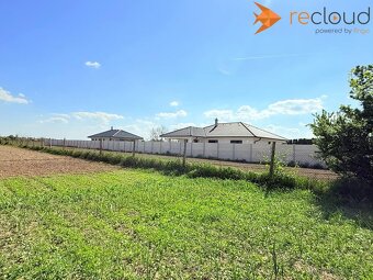 Na predaj slnečný stavebný pozemok – Malé Zálužie, 1356 m² - 2