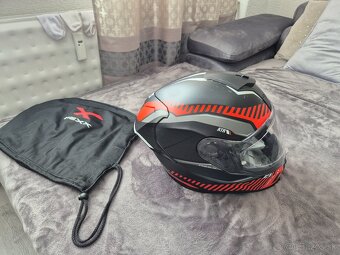 Predam integralnu moto prilbu Nexx xl - 2
