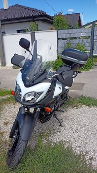 Suzuki DL650 V-STROM - 2