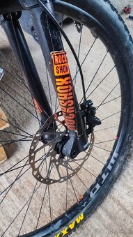 ROCKMASHINE BLIZZ karbonovy M - 2