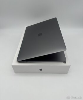 MacBook Pro 15" 2016 Space Gray s Touchbarom - 2