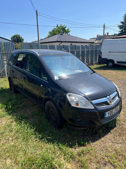 Opel Zafira B - 2