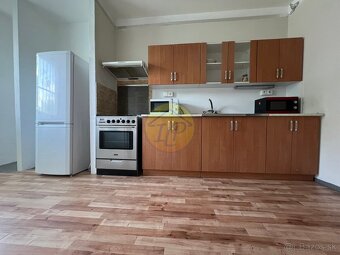 BEZBARIÉROVÝ 3-izbový byt na predaj v Spišskej Novej Vsi - 2