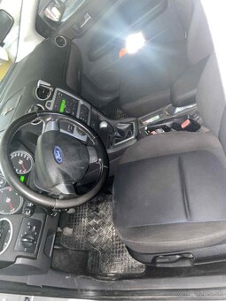 Ford Focus 1.6 TDCi 80 kW combi - 2