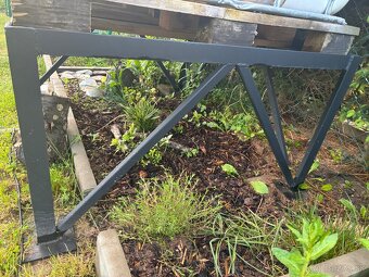 Stojan pod 1000 l nadrz - 2