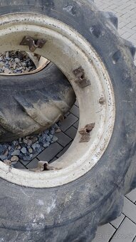 Zadne kolesa zetor 16,9/14-28 - 2