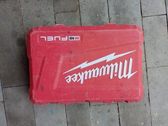 Predám kufor Milwaukee - 2