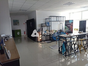 Klimatizovaný administratívny priestor so showroomom na pren - 2