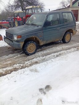 Mitsubishi Pajero - 2