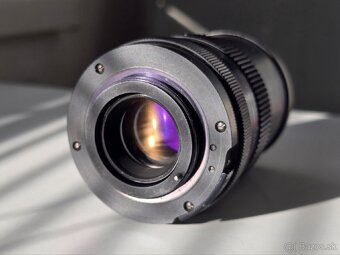 Pentacon Auto 135mm f2.8 MC M42 - 2