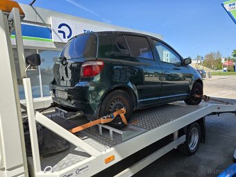 Toyota yaris - 2