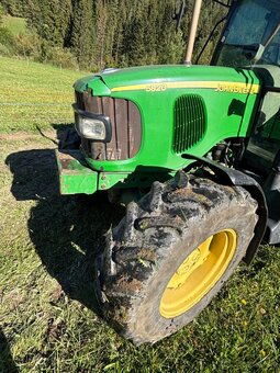 John deere 5820 - 2