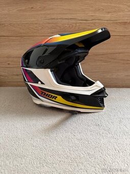 Helma na motocross THOR - 2