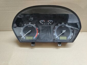 tachometer SKODA FABIA I 1.4 MPi AZF, AZE 6Y1919860C 40€ - 2