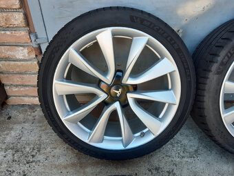 5x114,3 19" Tesla Model 3 - 2