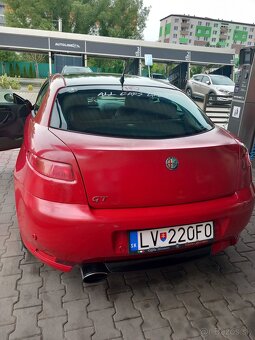 Alfa Romeo GT 1.8 - 2