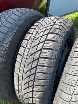 zimne 185/65 R15 ako nove obute na 5x114,3 R15 - 2