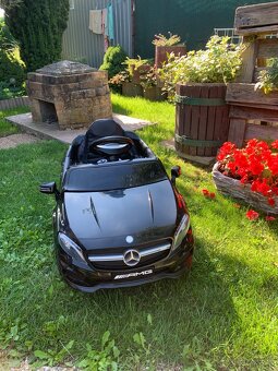Elektrické autíčko Mercedes - 2