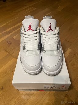 Nike Air Jordan 4 Oreo - 2