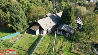 BartanusReality - Na predaj starší rodinný dom s veľkým poze - 2