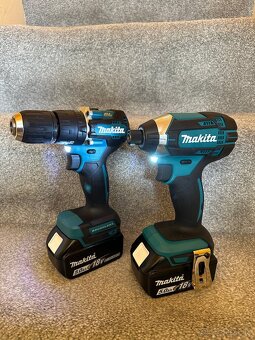 MAKITA AKU NOVE ⭐️5-AH-18V- - 2