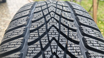 Zimné pneu 225/55 R18 --- DUNLOP - 2