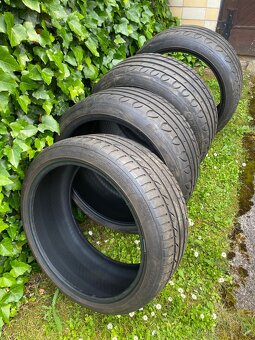 SEBRING LETNE PNEU 235/40 r19 - 2