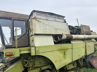Rozpredám kombajn - 2