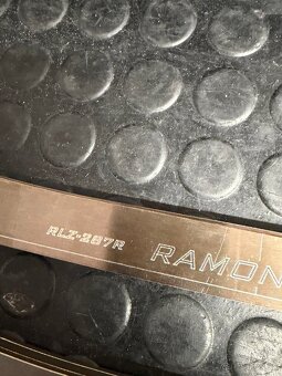 nože na korčule - 2