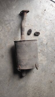 Výfuk honda civic 6g - 2