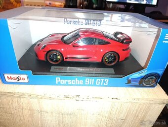 Predám model 1:18 Porsche 911 GT3 - 2