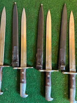 Švajčiarsky bodák bajonet smith rubin - - 2