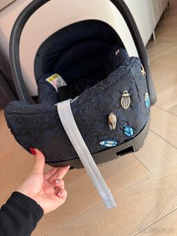 Cybex autosedačka Jewels - 2