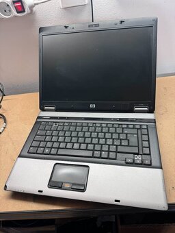 Predám použitý notebook HP 6730b. Core2Duo 2x2,40GHz. 4gbram - 2