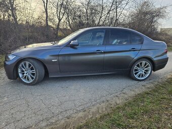 BMW e90 330d 170kw manual - 2