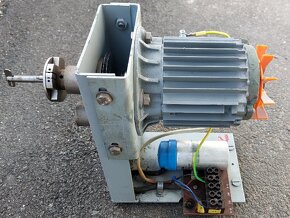 Motor 220V 16W - 2