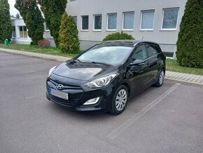 Hyundai i30 CW 1.6CRDI 81kw Family  2015 - 2