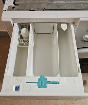 Predám vstavanú práčku Whirlpool - 2