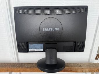 Monitor Samsung SyncMaster 19” - 2