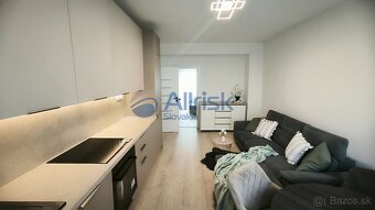 NADŠTANDARDNE NOVO ZREKONŠTRUOVANÝ 3 IZB. BYT S BALKÓNOM - O - 2
