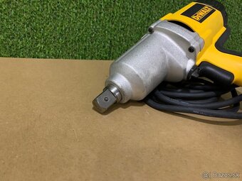 DeWALT Rázový uťahovák DW294 - 2