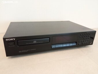 CD PŘEHRÁVAČE K SERVISU (SONY, GRUNDIG) - 2