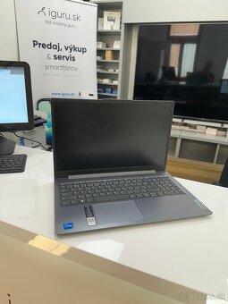 Lenovo IdeaPad Slim 3 15IAN8 - 2