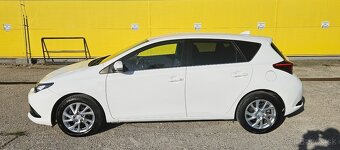 Totyota Auris 1.2 turbo , 2016, manual, 113PS, 99tis km - 2