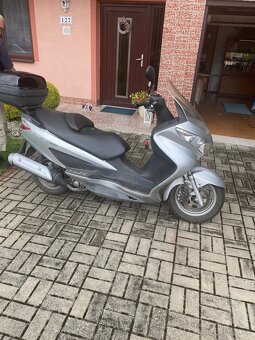 Suzuki Bergman 200 - 2