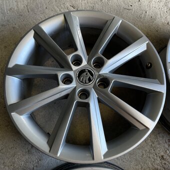 Alu disky Skoda 5x112 r17 - 2