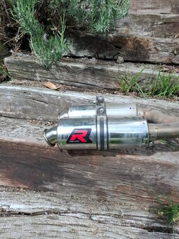 vyfuk Dominátor na Yamaha FZ6 - 2